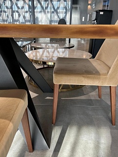 ���� Tonin Casa Sam